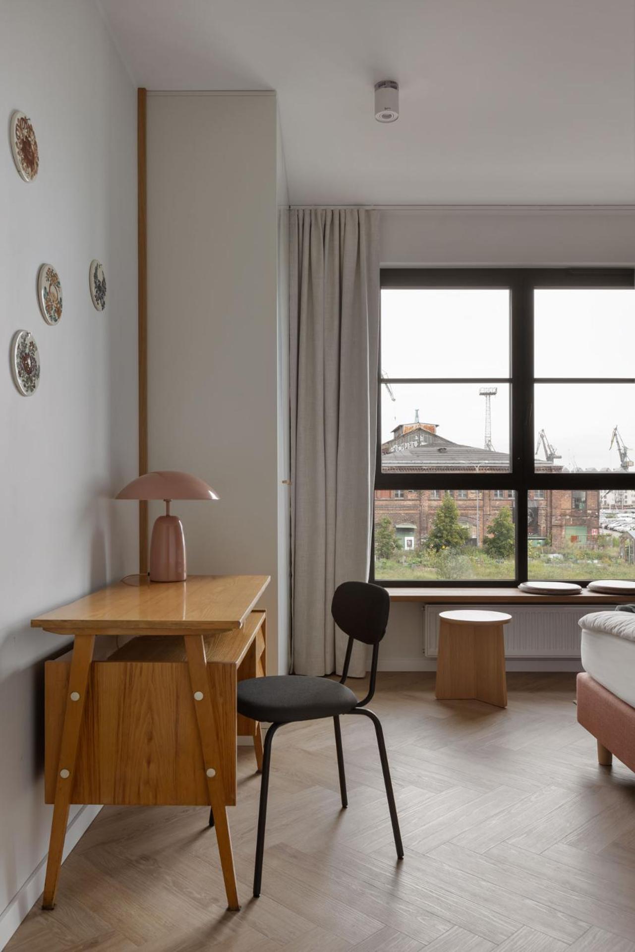 גדנסק Solidarnosc Three Bedrooms & Garden Apartment מראה חיצוני תמונה