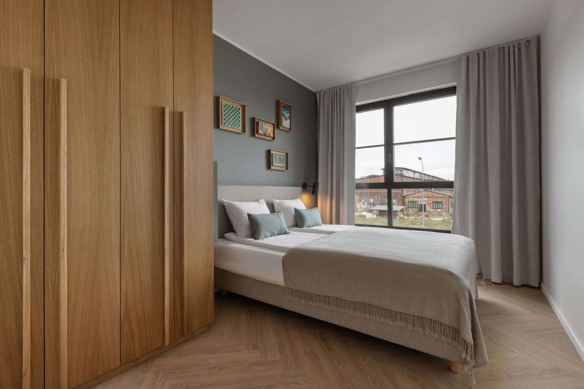 גדנסק Solidarnosc Three Bedrooms & Garden Apartment מראה חיצוני תמונה